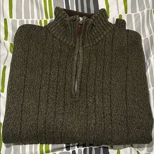 Oscar de la Renta Men's Olive Green Half-Zip Sweater
